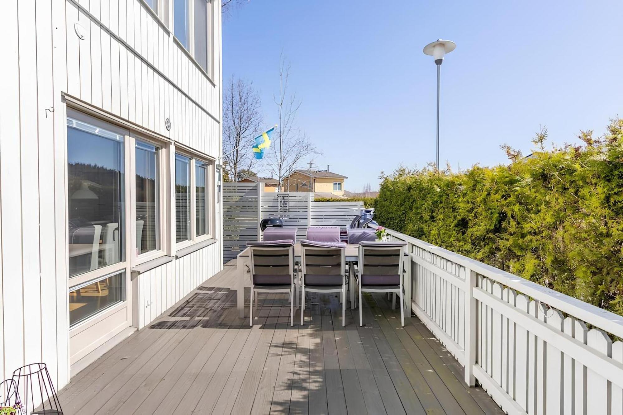 Nordic Lights Villa Sigtuna Exterior photo